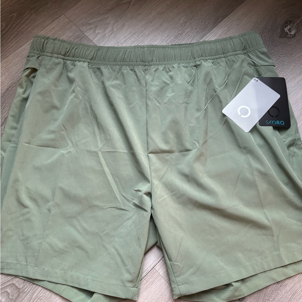 Skorq Men's quick dry Green Shorts size L new